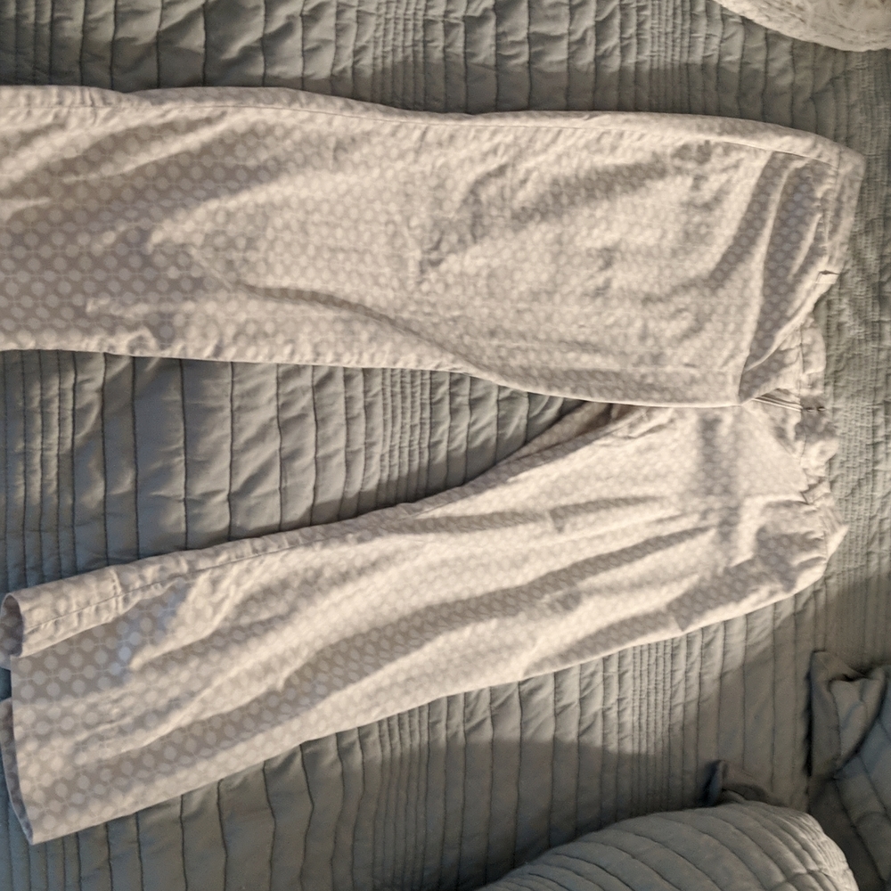 Gap slim cropped size 6 patterned pants